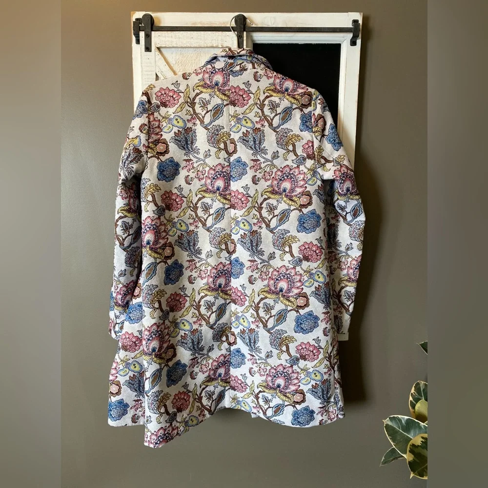 Small Tristin Floral Tapestry Quilted Coat - Picture 2 of 6